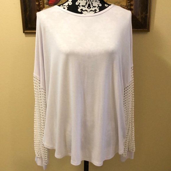 Ariella Comfy open weave long dolman sleeves top - Picture 1 of 8